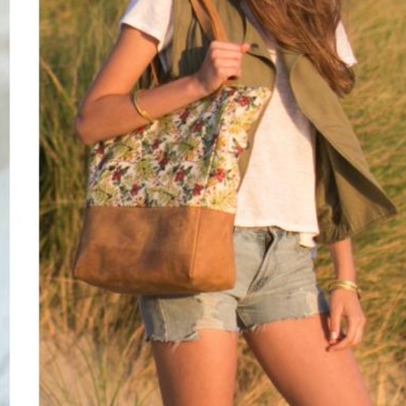 Sseko Handbags - Sseko Floral Canvas Leather Bucket Bag